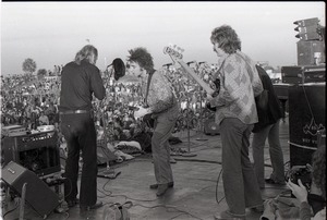 Hollywood Speedway Rock Festival: Elvin Bishop performing with group