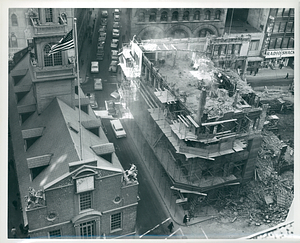 Demolition of building at 10 State Street, next to Old State House