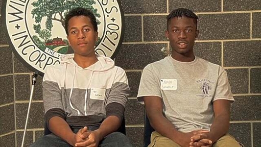 R. J. Cortana and Nonso Amakor at the Wilmington Mass. Memories Road Show: Video Interview