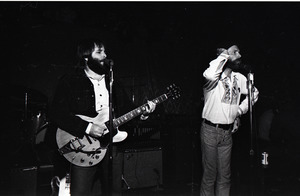 Beach Boys at Boston College: Carl Wilson (l) with Mike Love