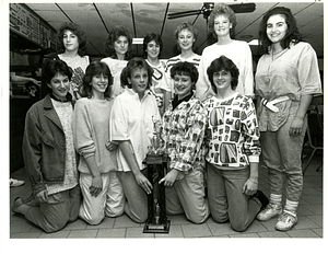 Wilmington High Seniors with Award