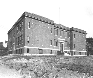 Machon School, 1920