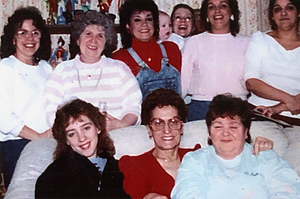 Oliveira women group picture