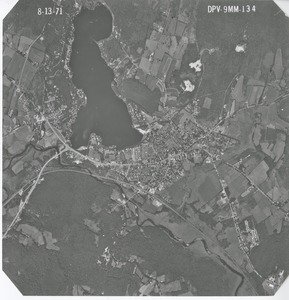 Worcester County: aerial photograph. dpv-9mm-134
