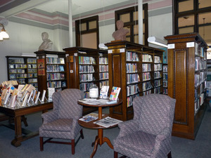 Belding Memorial Library: interior seating area and bookcases