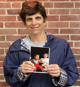 Leslee Rotman at the Sharon Mass. Memories Road Show