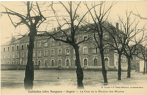 Postcard: Angers - Institution libre Mongazon (2)