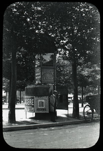 Gaie Paris (outdoor urinal)