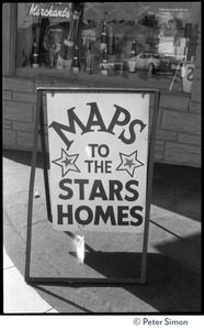 Street sign for 'Maps to the stars homes'