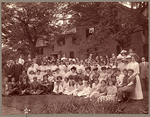 Group photograph at "The Oaks" Newton Lower Falls