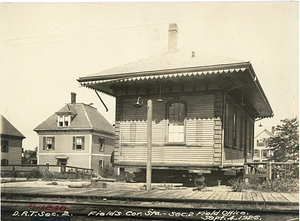 Field's Corner Station, section 2 field office