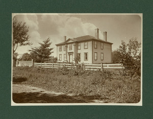 Exterior view of the Lady Pepperell House, Kittery Point, Maine, 1903
