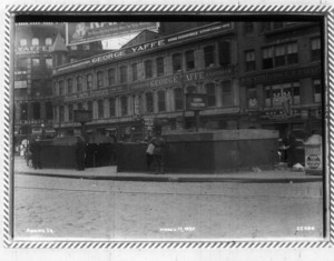 Adams Sq. Subway entrance