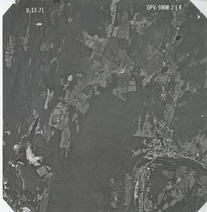 Worcester County: aerial photograph. dpv-9mm-214