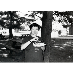 Suzanne Lee at a picnic