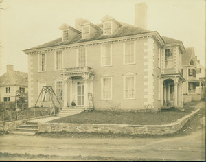 Exterior view, Wentworth-Gardner House, Portsmouth, N.H., before Nutting restoration