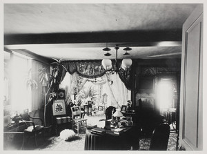 Interior view of the Dorothy Quincy House, parlor, Quincy, Mass., undated