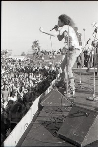 Hollywood Speedway Rock Festival: Wet Willie in performance, Jimmy Hall (vocals) at edge of stage