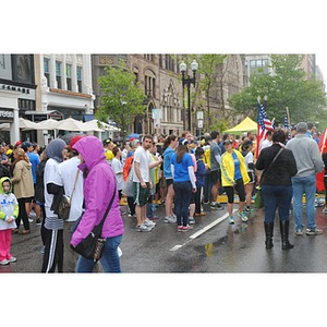 Crowd at "One Run" event in Boston (May 2013)
