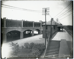 Forest Hills Terminal