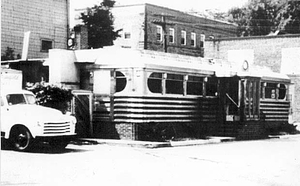 [Walsh's Diner, Wakefield, Mass.]