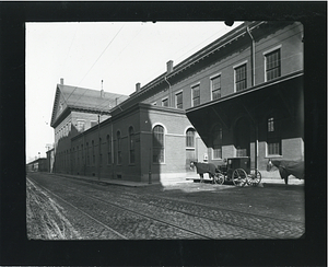 Canal street side B and M Station