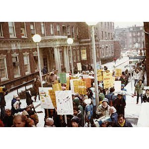 Demonstration against Tufts-NEMC expansion