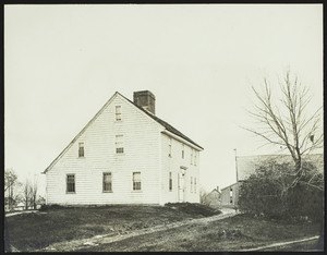 Exterior view of Parker Tavern, Reading, Mass., undated