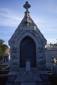 Metairie Cemetery (New Orleans, La.): Lenes