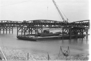 New bridge construction in Danang.