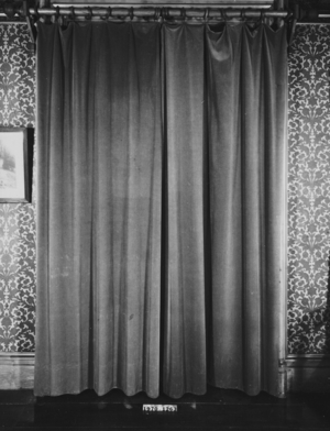 Curtain