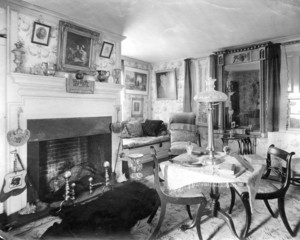 Stark House, Dunbarton, N.H., Library.