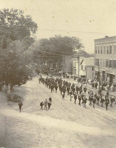 Procession of Civil War veterans