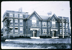 Saugus High School, Central & Winter Streets