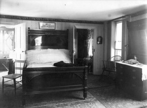 Bradlee-Doggett House, Hollis St., Boston, Mass., Bedroom..