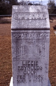 Lisbon (Louisiana) gravestone: Cook, Lizzie Reynolds (d. 1940)