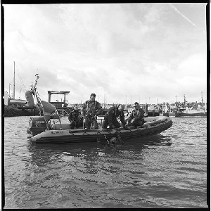 RUC underwater rescue team in action