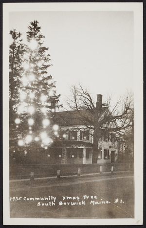 Postcard, community Christmas tree, Eastman House, South Berwick, Maine