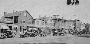 Wakefield Highway Department apparatus, Main Street, 1915