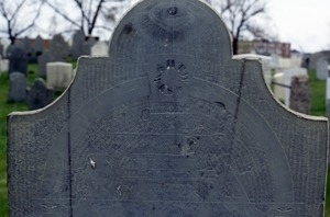 North Cemetery (Portsmouth, N.H.) gravestone