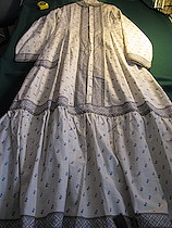 Gown, Dressing