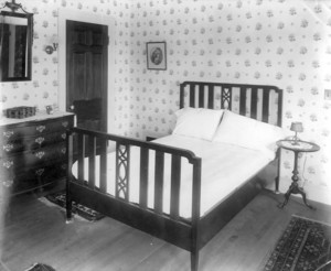 Henry M. Bachelder House, 204 Lafayette St., Salem, Mass., Bedroom.