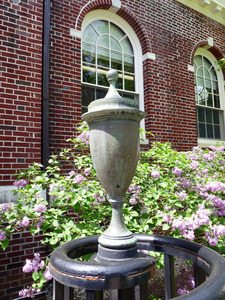 Tilton Library: urn on railing