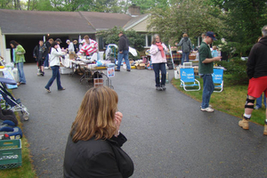 2012 yard sale for hunger