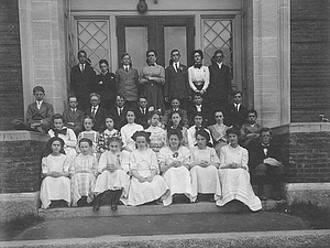 Swampscott High School class picture, c. 1916