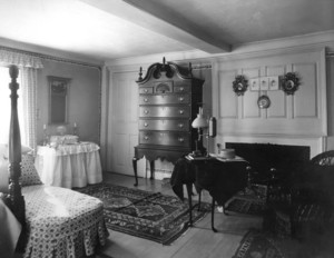 Samuel Griffin House, Wayland, Mass., Bedroom.