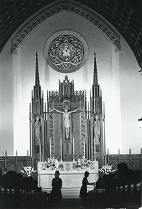 Saint Ignatius Church interior: view of altar from end of pews