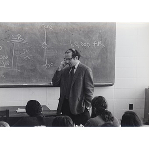 School of Law Professor Stephen Subrin teaching a class - Digital ...