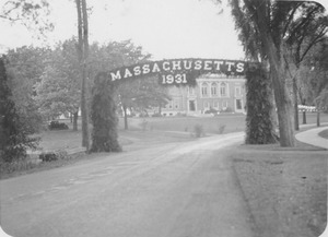 Class of 1931 arch