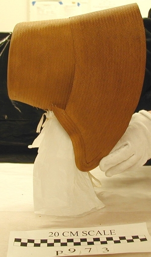 Women's bonnet